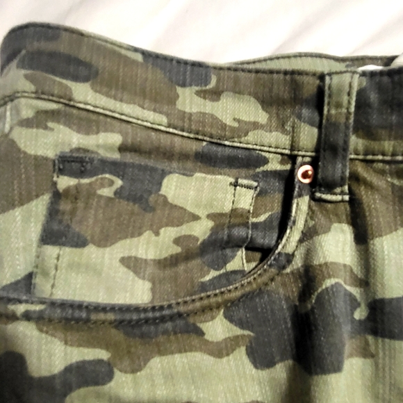 Divided by H&M Military Style Slim Jean Pants - Picture 4 of 9